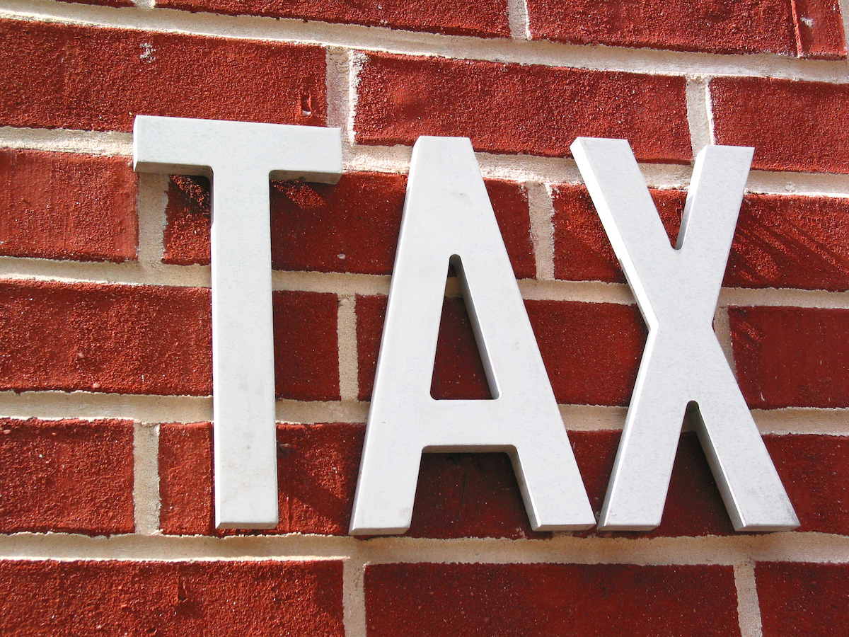 Income Tax Sign – Wall Alteration